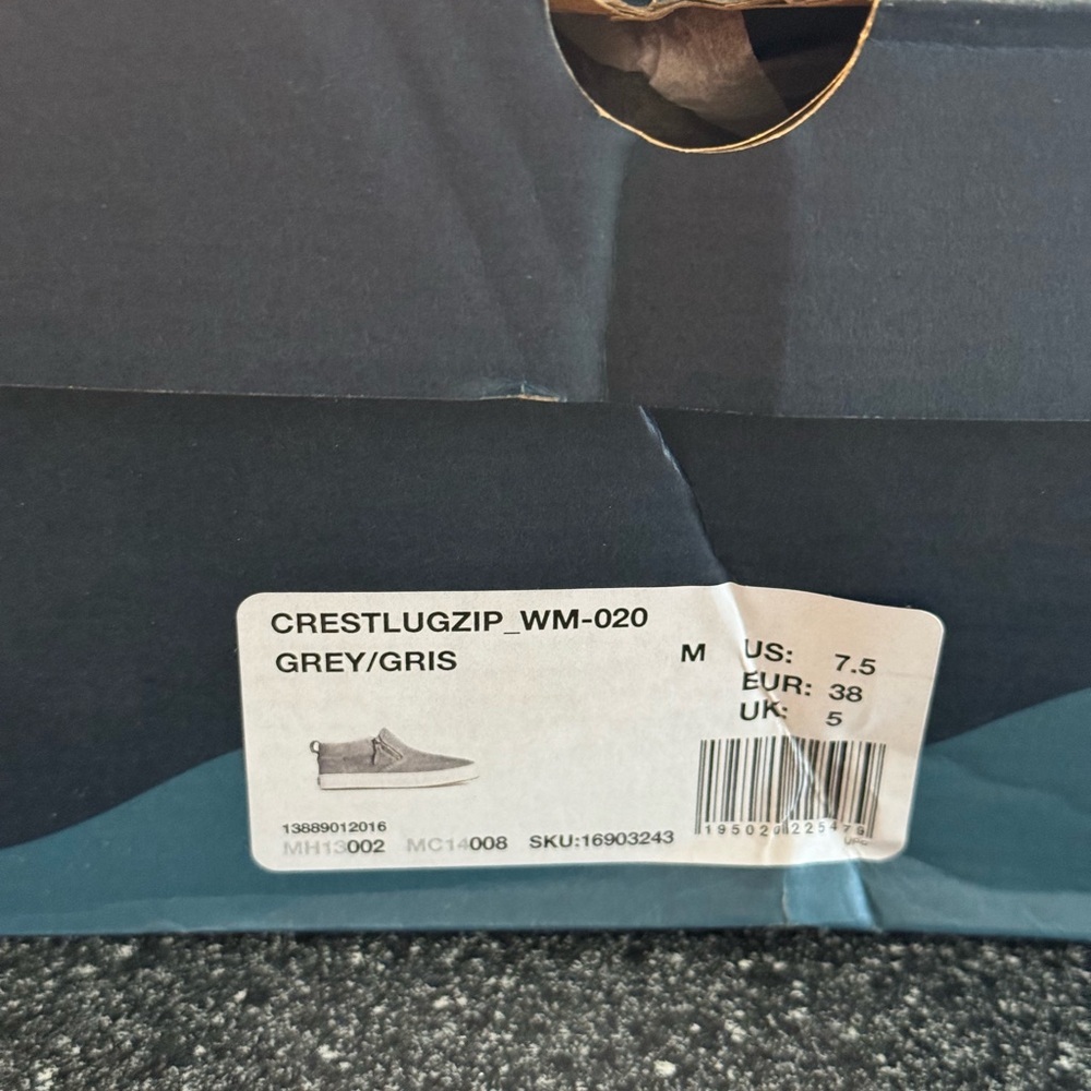 Sperry Crest Side Zip Cozy Sneaker, Size 7.5 - Picture 9 of 9